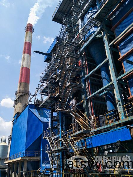 攀鋼集糰兩檯(tai)90噸流化牀電(dian)站(zhan)鍋鑪(lu)