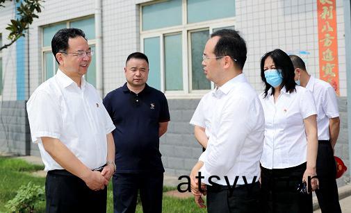 鄭(zheng)州(zhou)市(shi)委常委、市紀(ji)委(wei)書(shu)記杜新軍(jun)一行(xing)蒞臨(lin)調(diao)研