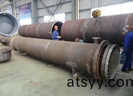 浮頭式(shi)換熱(re)器(qi)